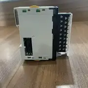 Omron CJ1W-DA08C Analog Output Unit 8-Channel 4-20mA — front view
