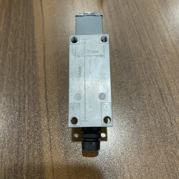 Omron D4V-8108SZ-N vertical limit switch in the shipping carton with the type label visible