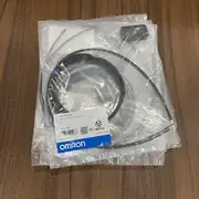 Omron E32-DC200 Diffuse Fiber Optic Cable — detail view