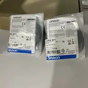 Omron E3FA-RP11 2M Retro-Reflective Photoelectric Sensor 3m NPN 2m Cable — installation view
