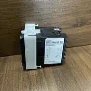 Omron E5CC-QX2ASM-800 temperature controller — terminal block rear face with M3.5 screw terminals numbered 1 to 10