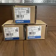 Omron E5CSL-QTC AC100-240 Digital Temperature Controller Simple Type… — front view