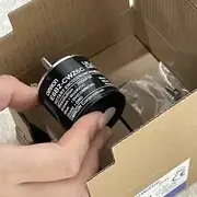 Omron E6B2-CWZ6C 2000P-R Rotary Encoder 2000P/R DC5-24V NPN Φ40mm High… — front view