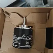 Omron E6B2-CWZ6C — front view of the 40 mm incremental encoder showing the 6 mm shaft, the ABZ phase marking, and the model label on the dark grey housing
