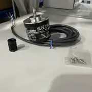 Omron E6C2-CWZ5B 100P-R Rotary Encoder 100P/R DC5-24V Voltage Output Φ50mm — installation view