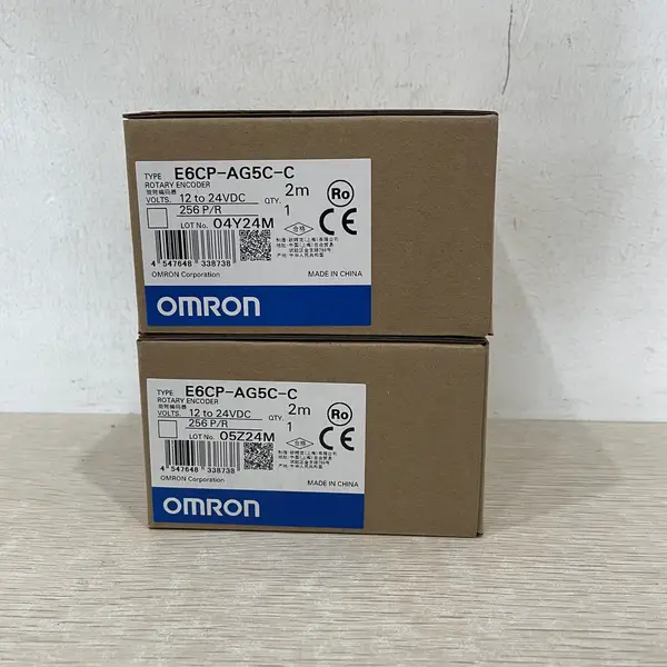 Omron E6CP-AG5C 256P-R Absolute Rotary Encoder 256P Gray Code DC5-24V Φ40mm — front view