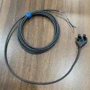 Omron EE-SX771A Micro Photoelectric Sensor NPN Compact Design — detail view