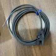 Omron EE-SX872 2M Micro Photoelectric Sensor NPN 2m Cable — detail view