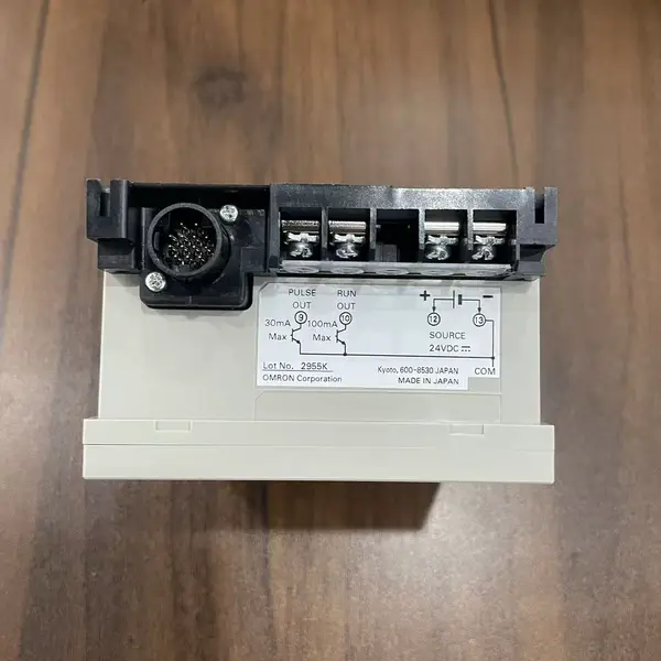 Omron H8PS-8BF DC24V Cam Positioner — front view