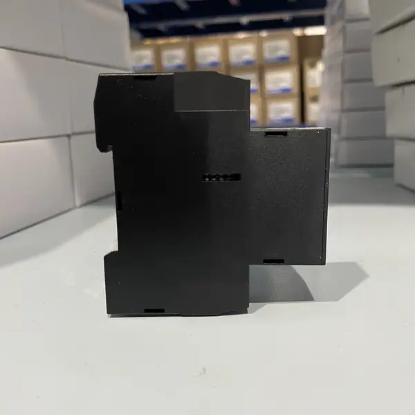 Omron K8DS-PU2 Phase Unbalance Monitoring Relay — front view