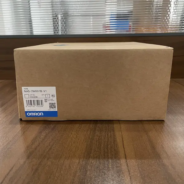 Omron NA5-7W001B-V1 NA Series Touch Screen HMI 7 inch WVGA — front view