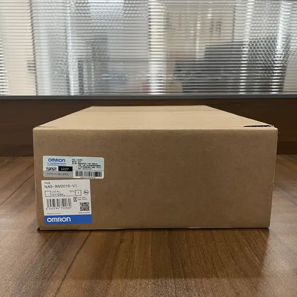 Omron NA5-9W001S-V1 NA Series Touch Screen HMI 9 inch WVGA — front view