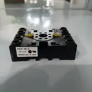 Omron P2CF-08-E Relay Socket 8-Pin Front Connection — detail view
