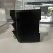 Omron W4S1-05B Photoelectric Sensor Amplifier — detail view